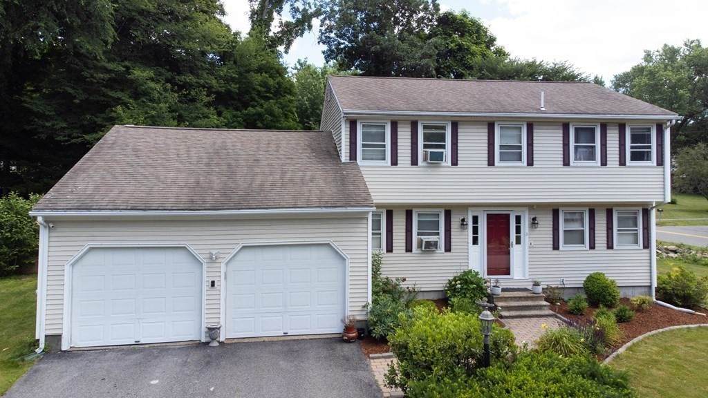 2 Lexington Rd - Photo 1