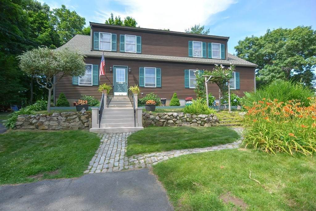 16 Winnegance Ave - Photo 1