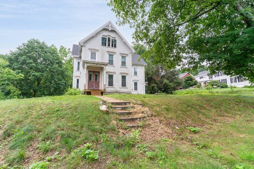 252 Main St - Photo 1