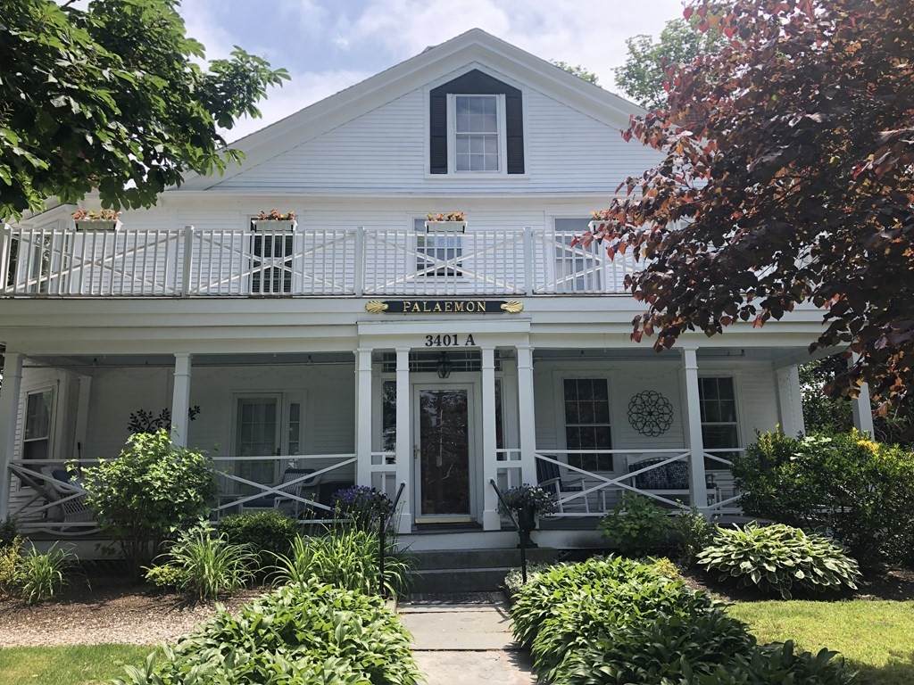 3401 Main St - Photo 1