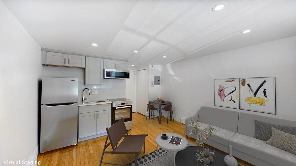 511 Beacon St - Photo 1