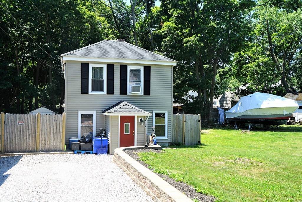 17 Carroll Street - Photo 1
