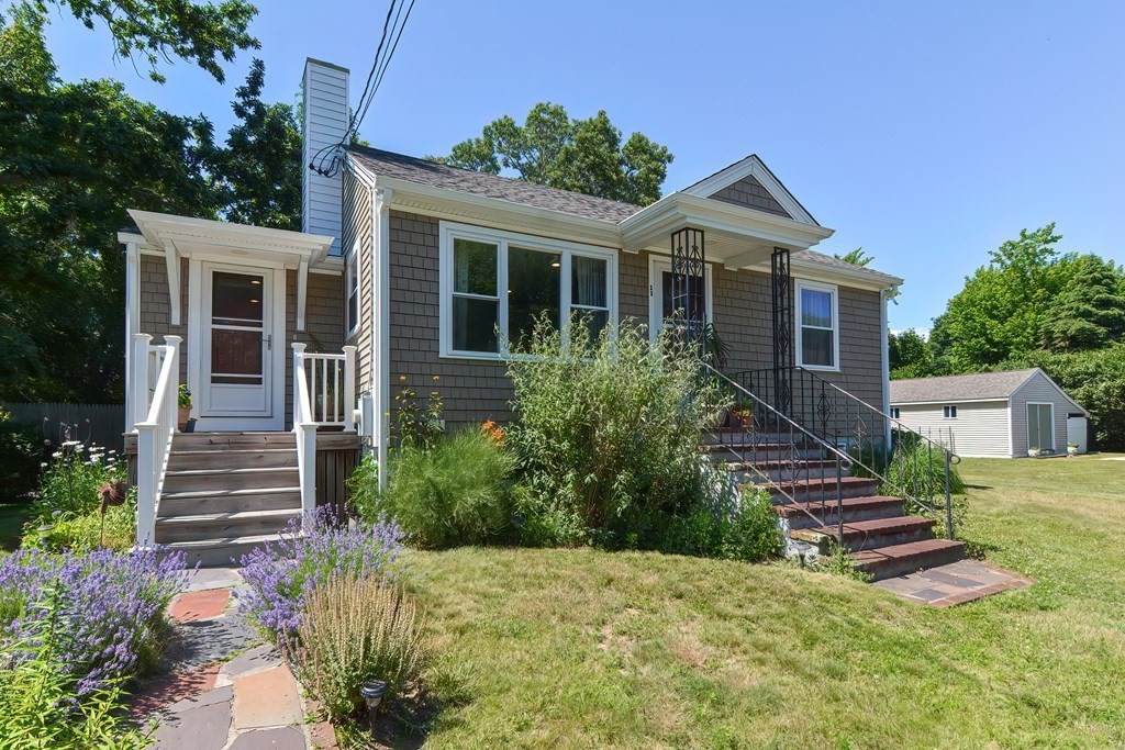 11 Davis St. - Photo 1