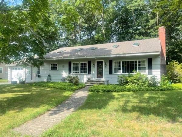 3 Harvard Rd - Photo 1