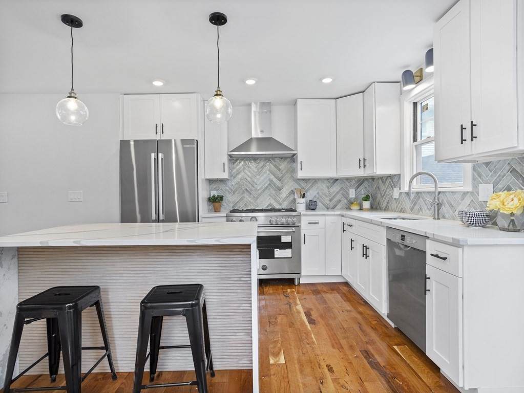 242R Broadway - Photo 1