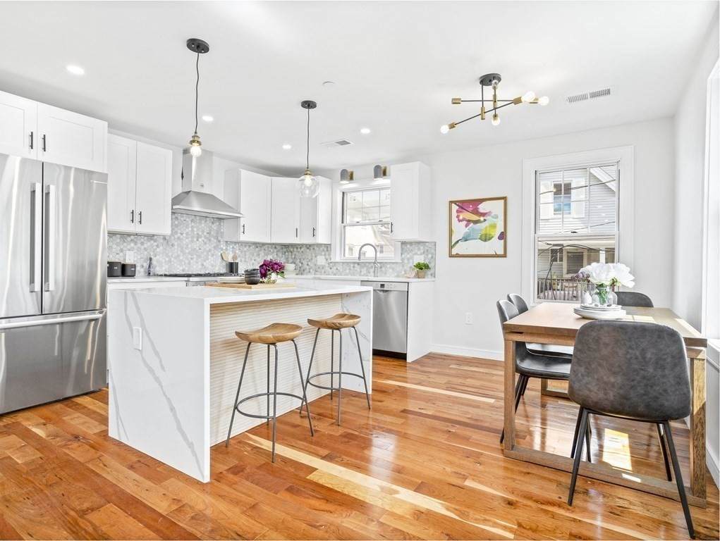 242R Broadway - Photo 1