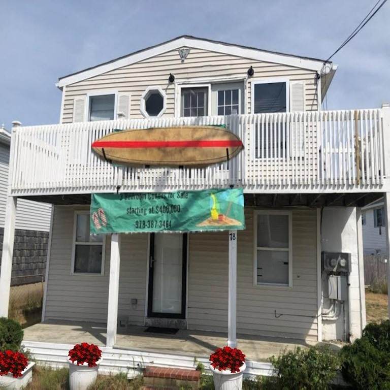 78 N End Blvd - Photo 1