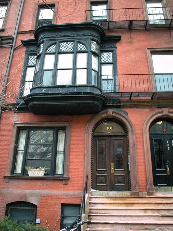181 Beacon St - Photo 1