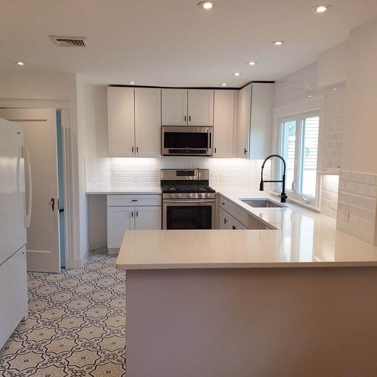 300 Granite Avenue - Photo 1