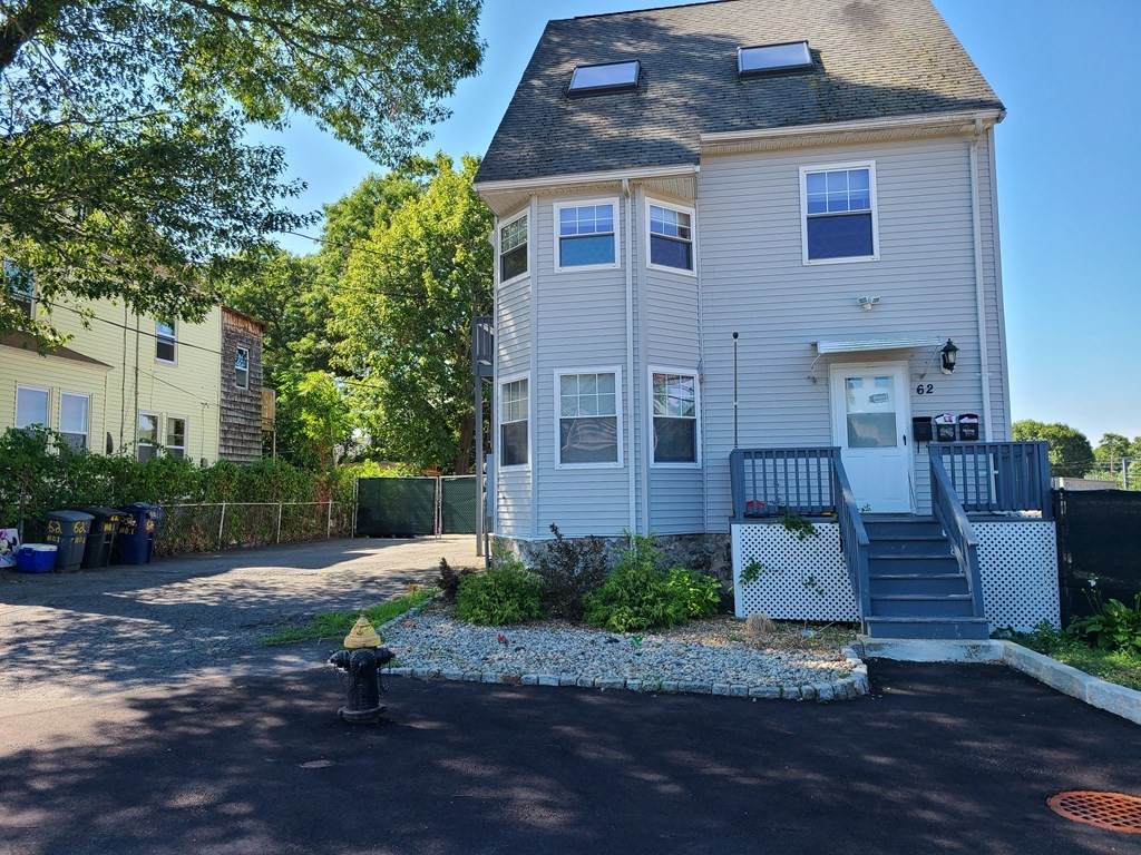 62 Greenwood Ave - Photo 1