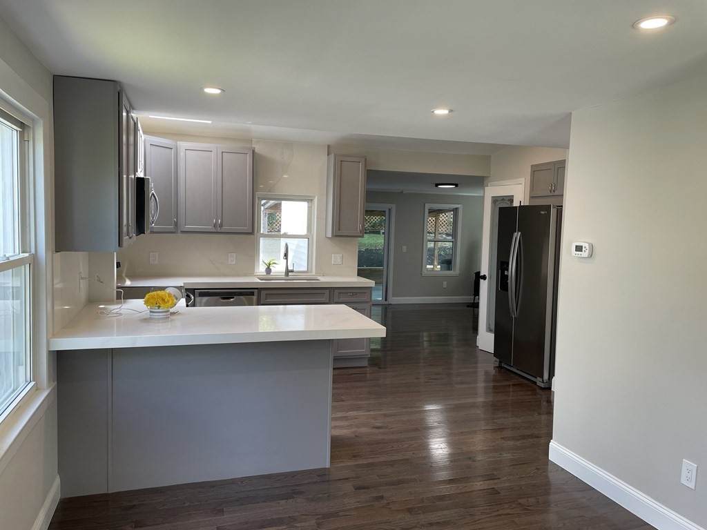 11 Heroult Rd - Photo 1