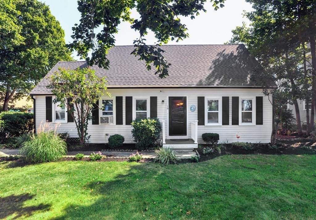 18 Buttonwood Ln - Photo 1