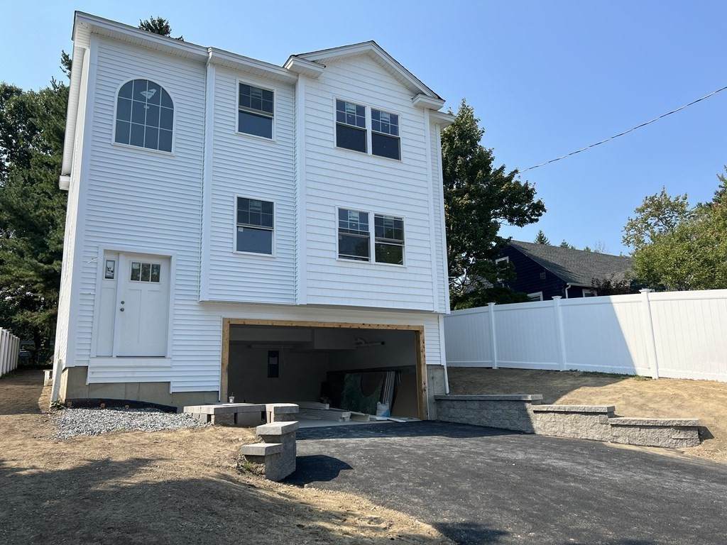 661 Burncoat - Photo 1