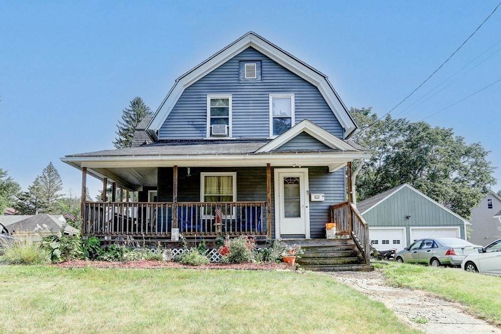 38 West - Photo 1