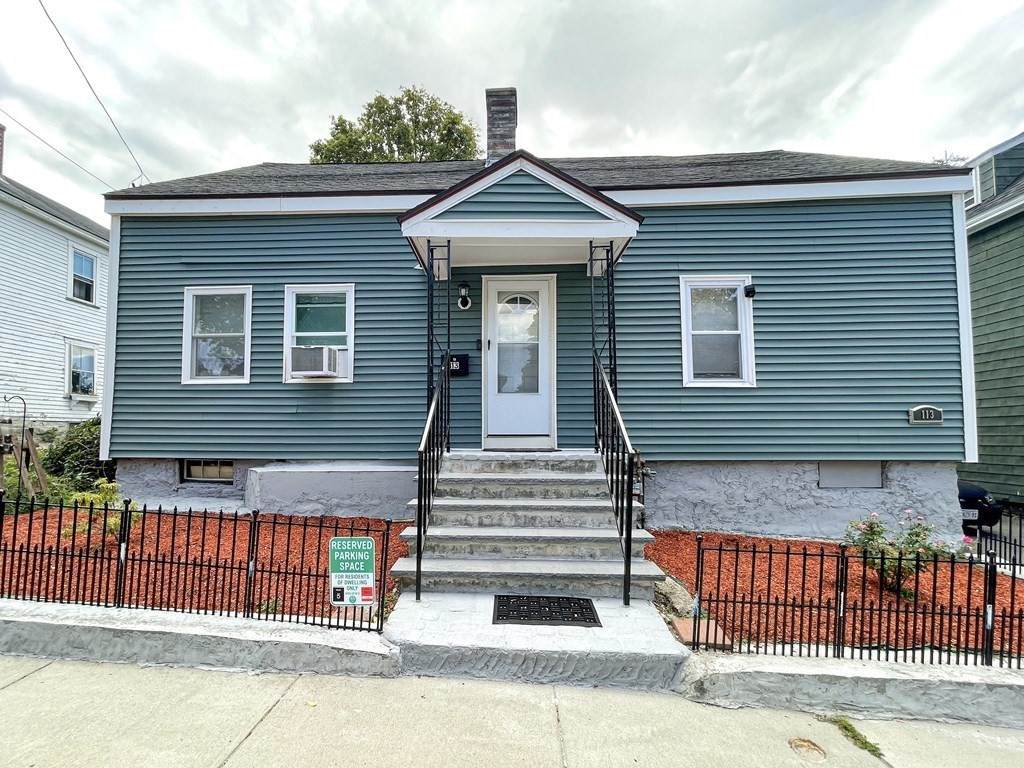 113 Lilley Ave - Photo 1