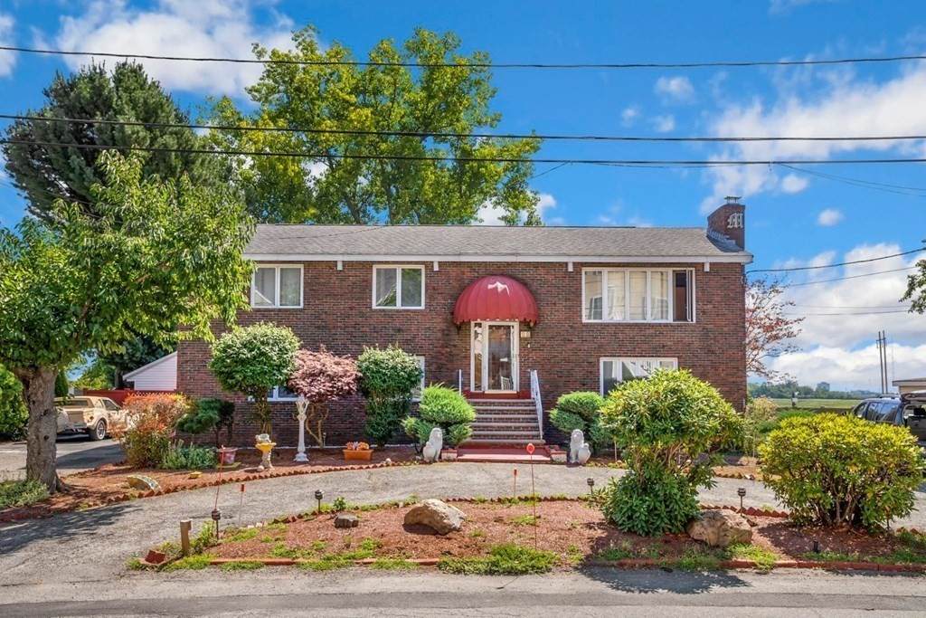 22 Saugus Ave - Photo 1