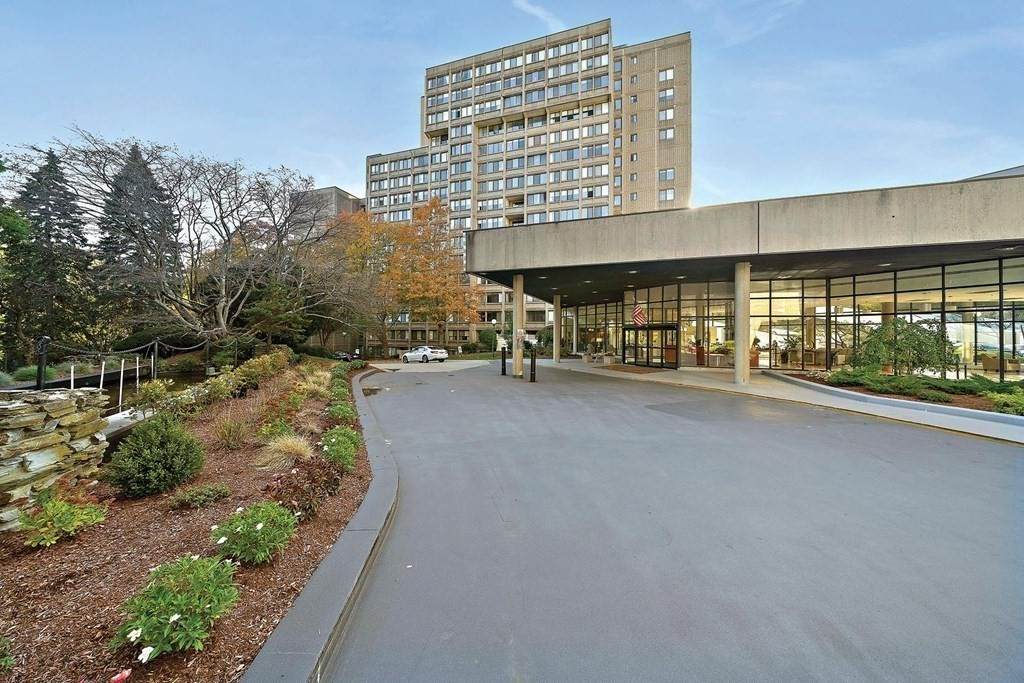250 Hammond Pond Parkway - Photo 1