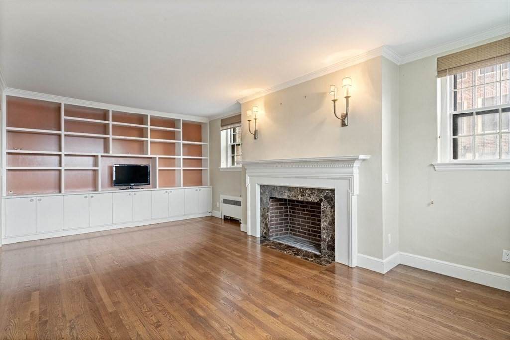 280 Beacon Street - Photo 1