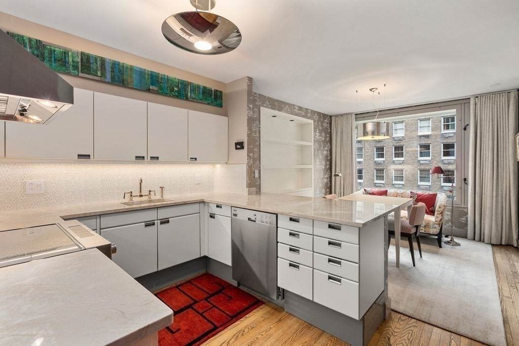 220 Boylston St - Photo 1