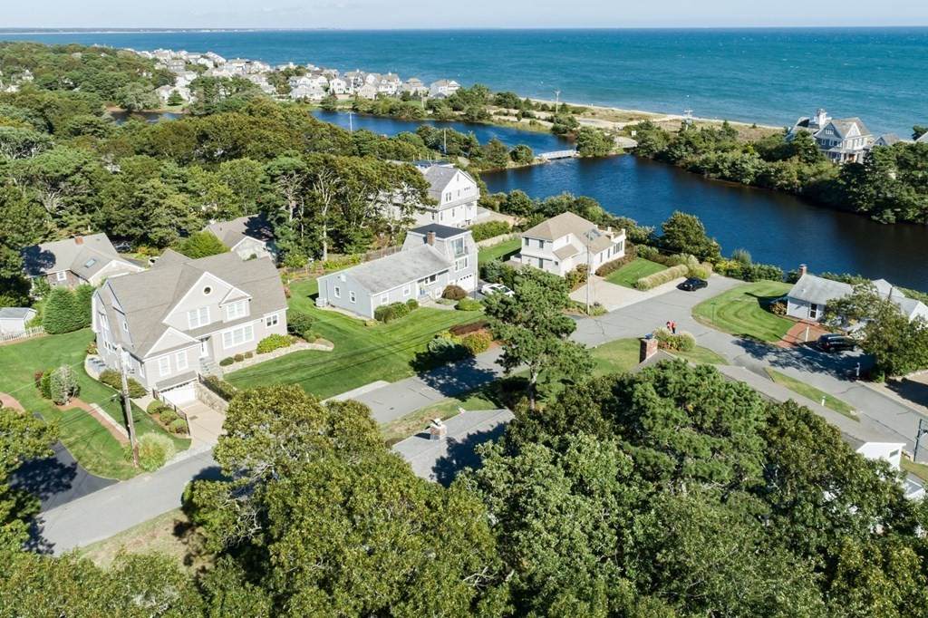 19 Pembroke Dr - Photo 1
