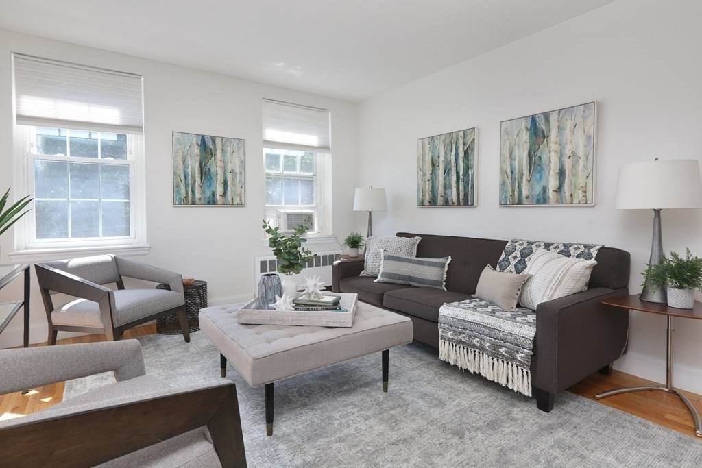 7 Lanark Road - Photo 1
