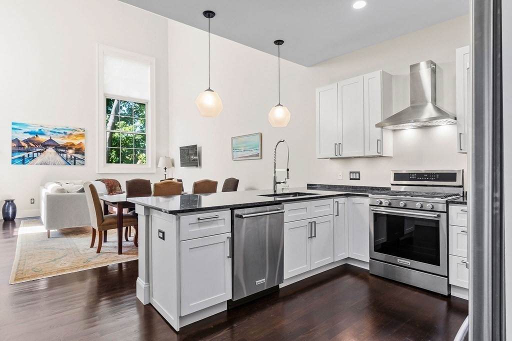 30 S Main St - Photo 1