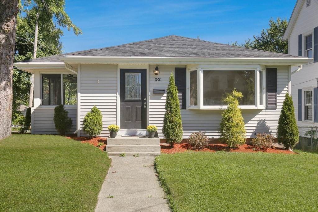 32 Dell Ave - Photo 1