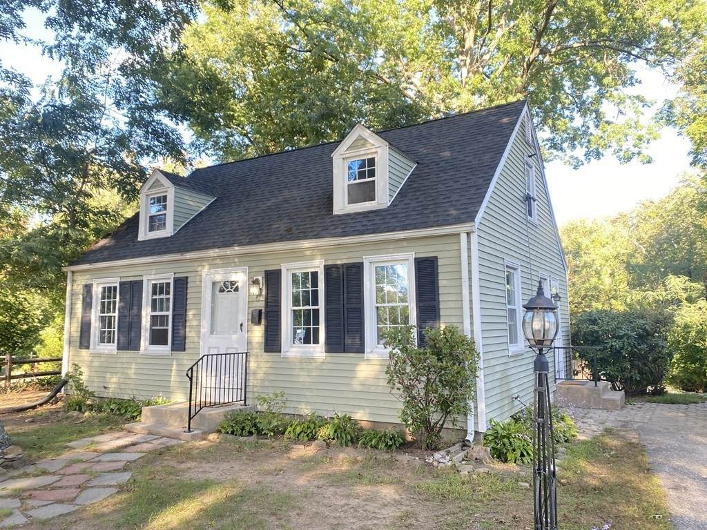 61 Arden St - Photo 1