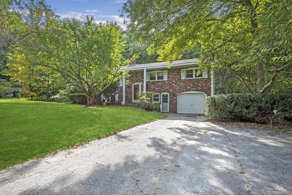 81 Lancaster Dr - Photo 1