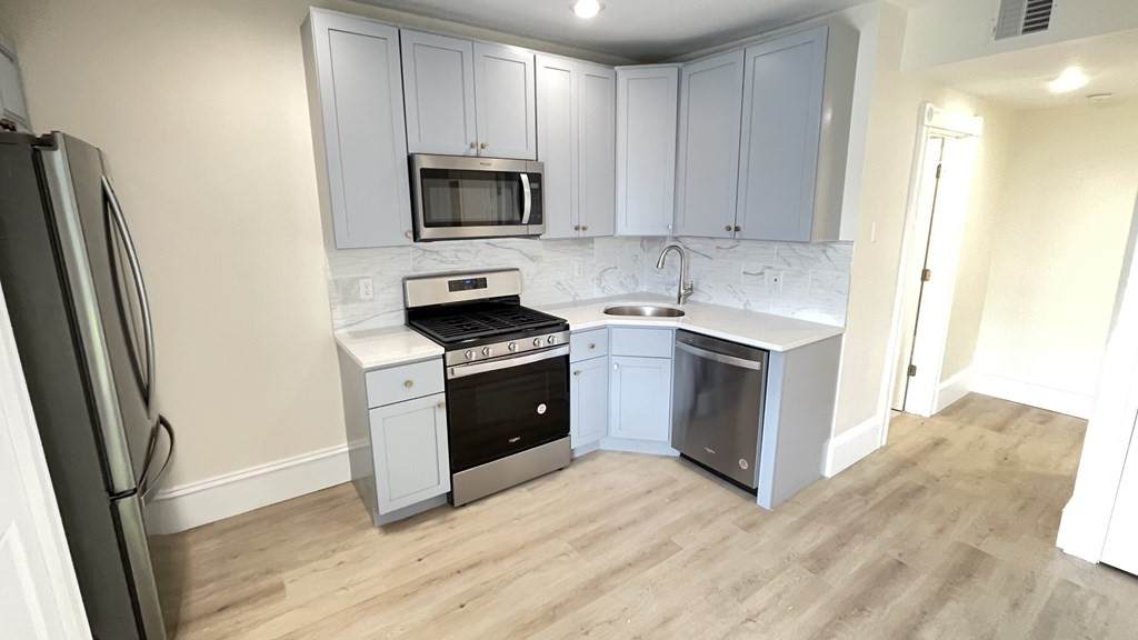 24 Howell Street - Photo 1