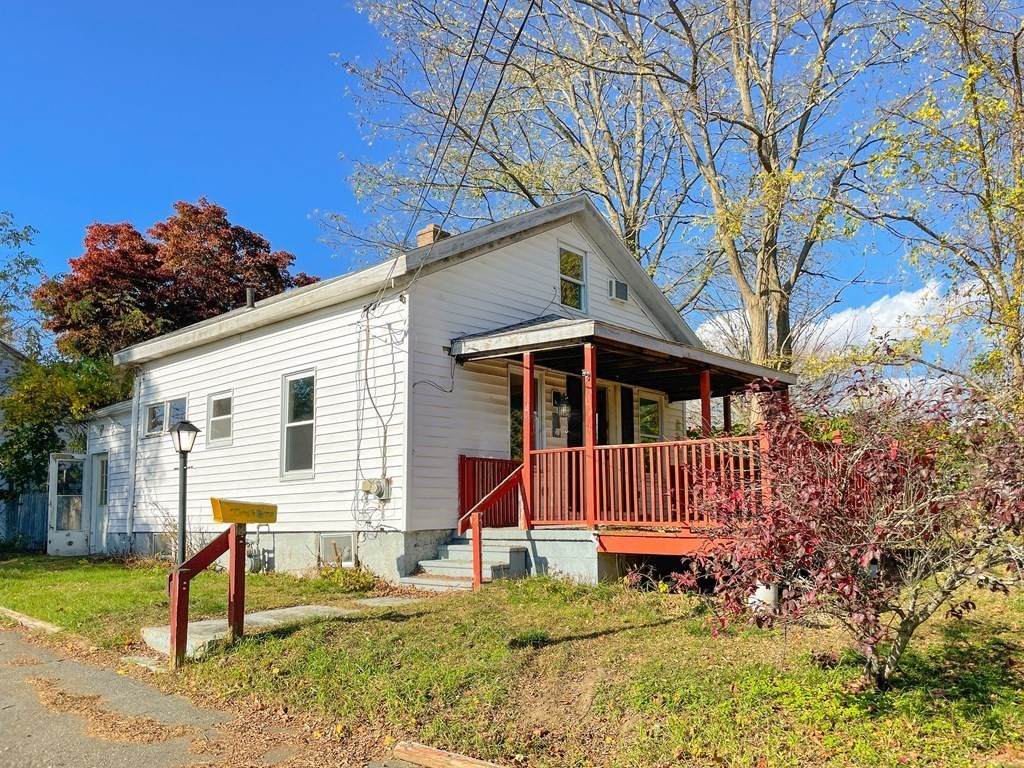 25 Pond St - Photo 1
