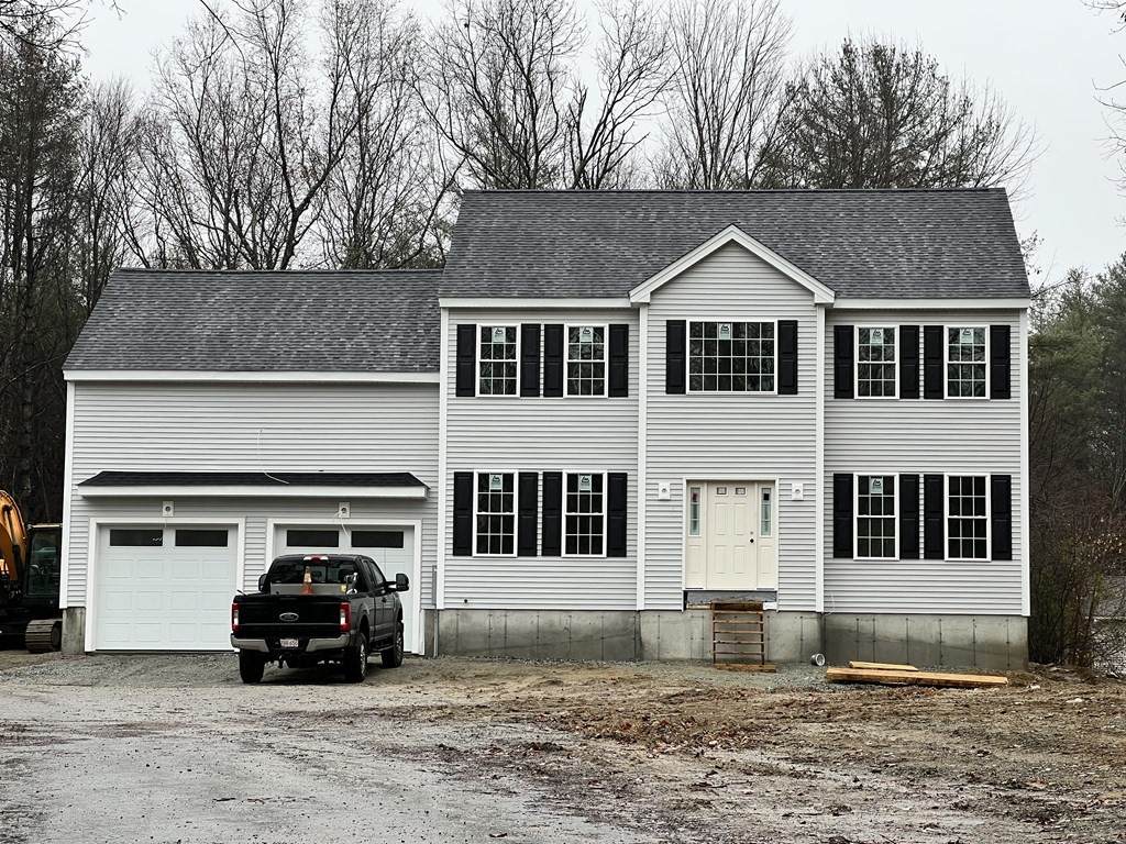 214 Harwood Ave - Photo 1