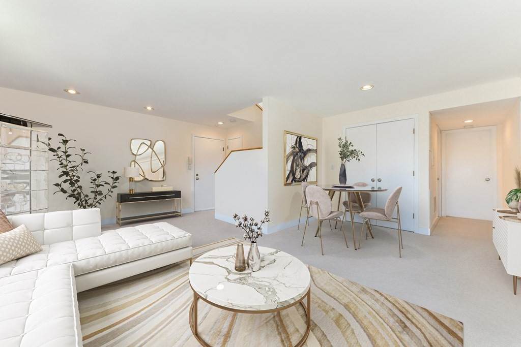 255 Beacon Street - Photo 1