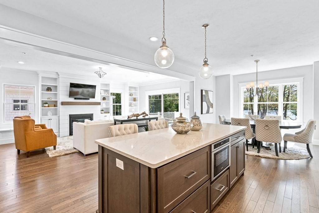 2 Granville Lane - Photo 1