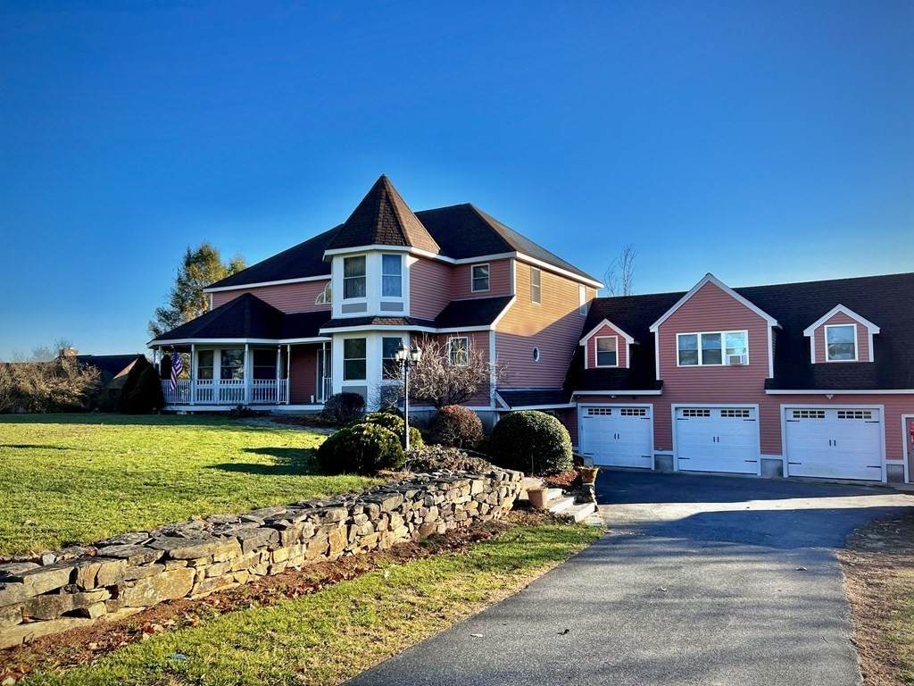 27 Carol Lane - Photo 1