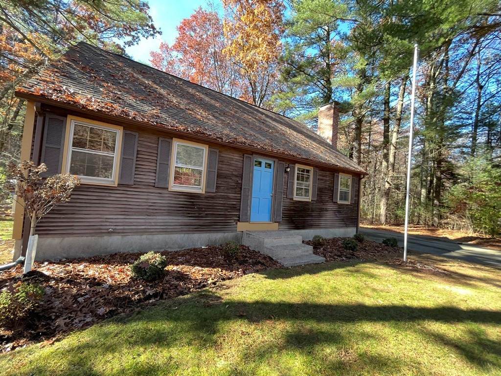 53 Greenleaf Dr - Photo 1