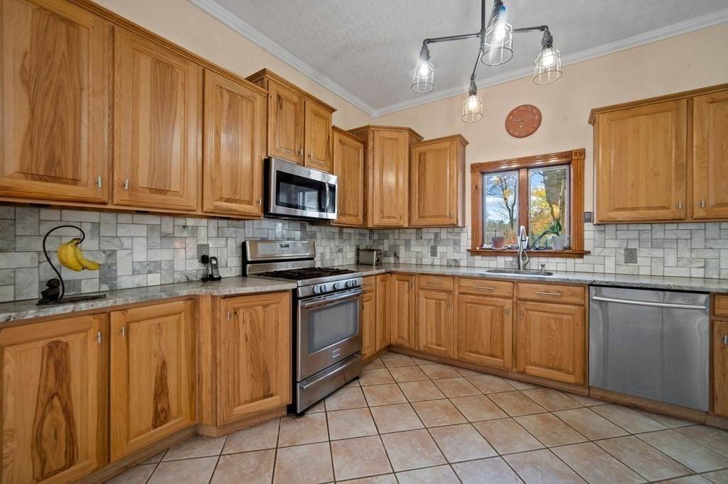 259 Turnpike Street - Photo 1