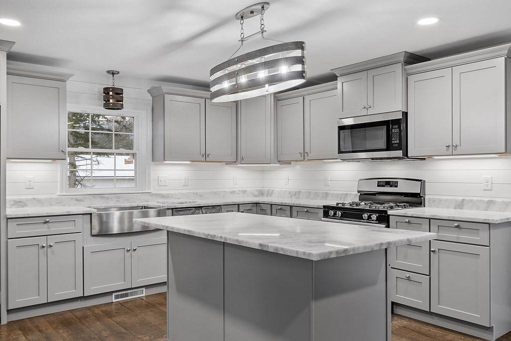 58 Mill St - Photo 1