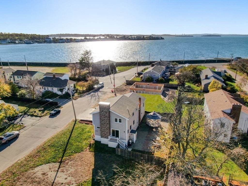 25 Warfield Ave - Photo 1