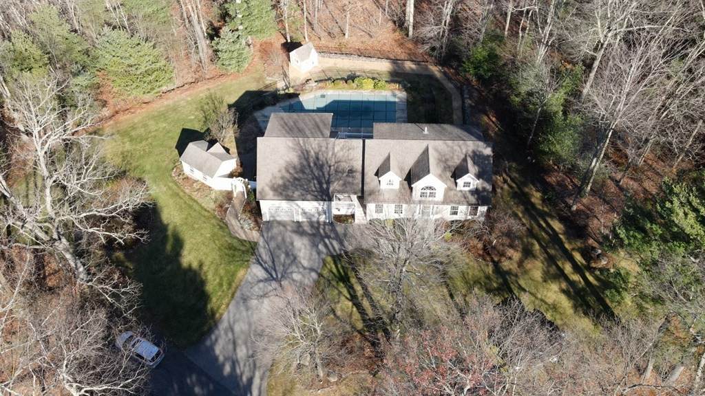 34 Lowell Ave - Photo 1