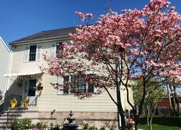 24 Brook St - Photo 1