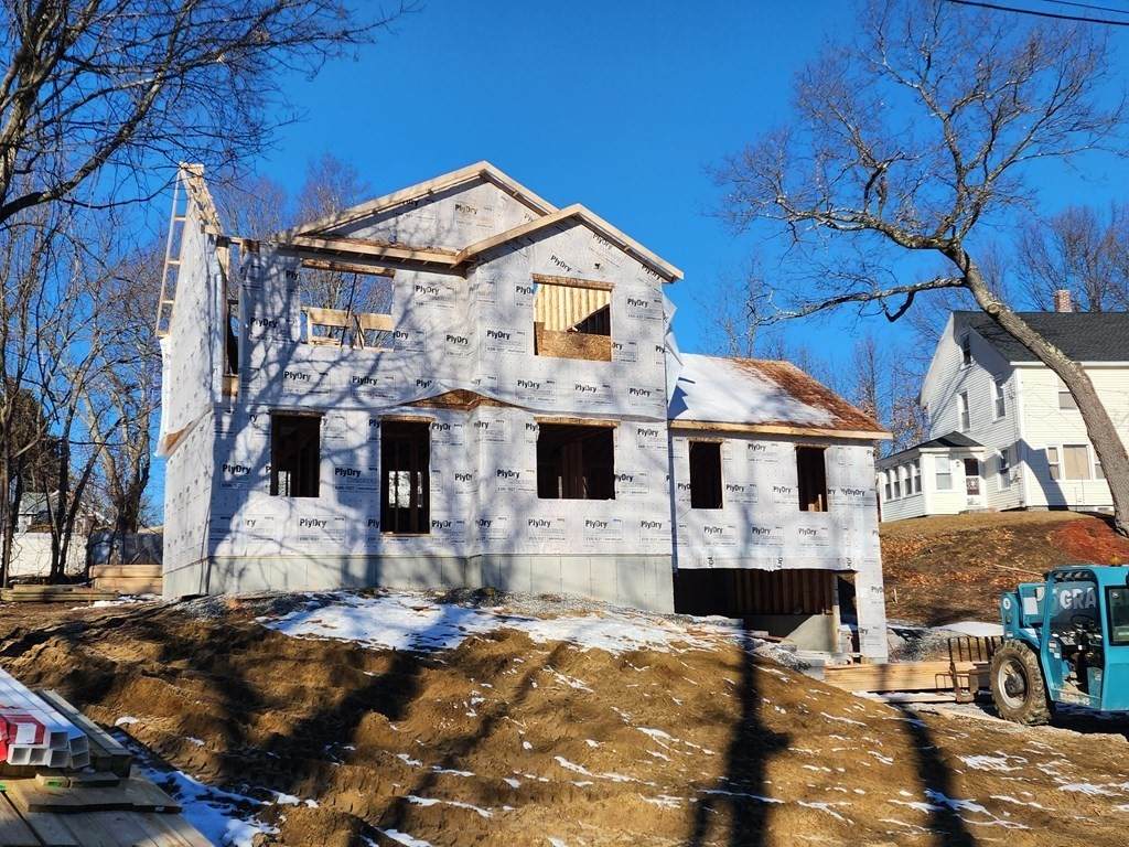 49 Marguerite Ave - Photo 1
