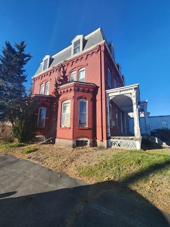 589 Haverhill - Photo 1