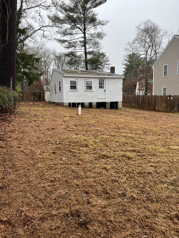 47 Indian Ave. - Photo 1
