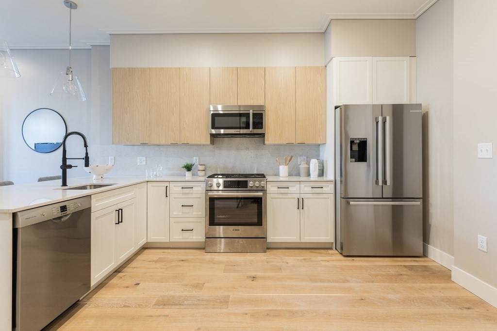 70 Leo Birmingham Parkway - Photo 1