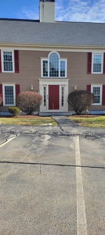 20 Essex Green - Photo 1