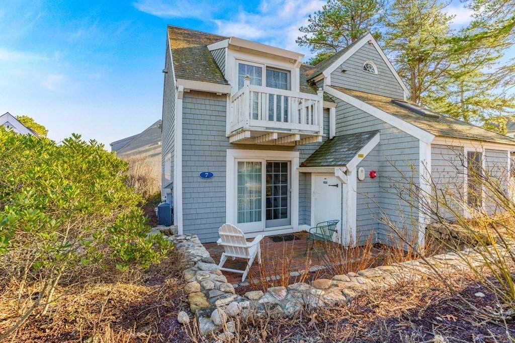 7 Wharf Ave - Photo 1