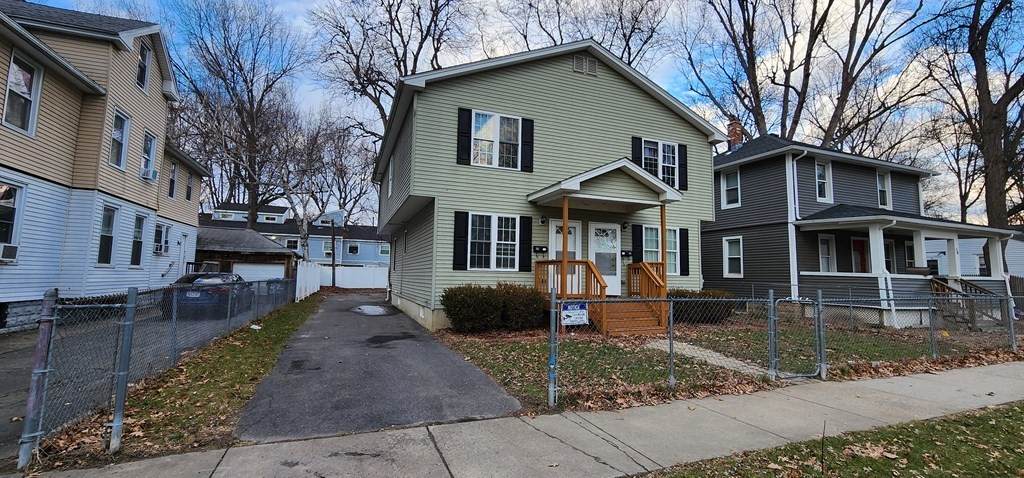 56 Newland St - Photo 1