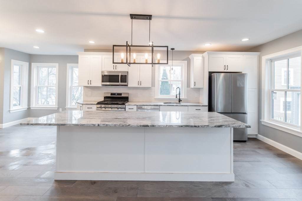 9 Hathorne St - Photo 1