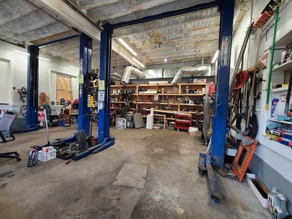 447 Water St - Photo 1